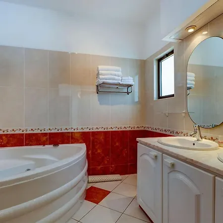 Villa Casa Colina Golf, Only A Minute Walk Away Carvoeiro (Lagoa)